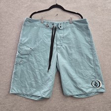 Volcom men shorts for sale  Stockton