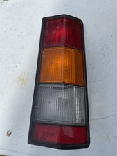 Feu arrière renault d'occasion  Montebourg