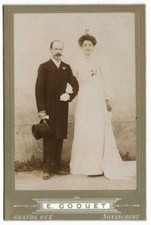 Couple mariés élégants d'occasion  Rouen-