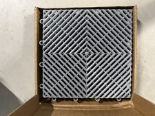 Usado, Pisos de garagem RaceDeck – 12” x 12” azulejos intertravados 2 caixas comprar usado  Enviando para Brazil