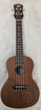 Usado, Ukulele acústico Luna modelo UKE TC MAH tatuagem mogno tamanho concerto com bolsa gig comprar usado  Enviando para Brazil