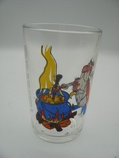 Asterix verre moutarde d'occasion Asterix verre moutarde d'occasion  Nogent-le-Roi