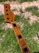 Bass style 21frets usato  Spedire a Italy