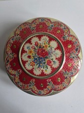 Vecchia grande scatola usato Vecchia grande scatola usato  Roma