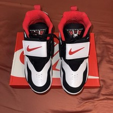 Size 9.5 nike for sale  Castro Valley