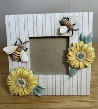 Flower bee design for sale  KIRKCALDY