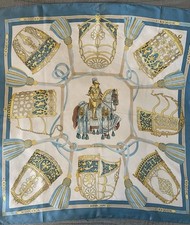 Foulard hermes carré d'occasion Foulard hermes carré d'occasion  Bordeaux-