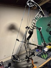 Hoyt axius ultra for sale  Dixfield