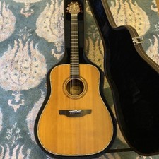 Takamine n18 dreadnought for sale  ILKLEY