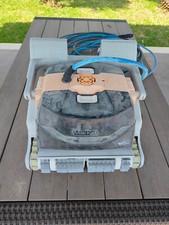 Robot piscina dolphin usato  Augusta
