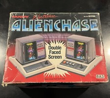 Alien chase tandy usato  Terni
