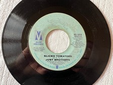 JUST BROTHERS Sliced Tomatoes/You've Got the Love MUSIC MERCHANT 1010 Soul/Funk comprar usado  Enviando para Brazil