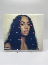 Solange seat table for sale  HALSTEAD
