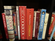 Lot 100 cookbooks for sale  Jefferson