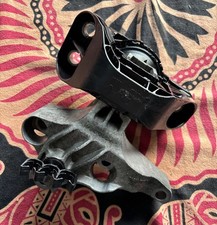 11210jd500 supporto motore usato  Napoli