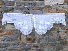 French pair white d'occasion  Combeaufontaine
