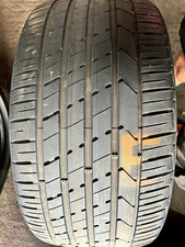 285 35 22 tyres for sale  WATFORD