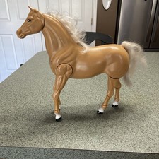 Antigo retrô 1983 M.I.I. Barbie cavalo juba loira brinquedo articulado castanha posável comprar usado Antigo retrô 1983 M.I.I. Barbie cavalo juba loira brinquedo articulado castanha posável comprar usado  Enviando para Brazil