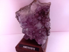 Pierre amethysme socle d'occasion  Corbeil-Essonnes