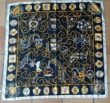 Carré soie foulard d'occasion  Frejus