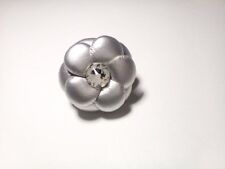Anello con fiore usato  Italia