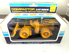 Caterpillar 825b landfall d'occasion  Expédié en Belgium