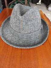Dunn 100 wool for sale  TROWBRIDGE