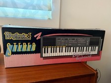Rhythmic portable keyboard d'occasion  Expédié en Belgium