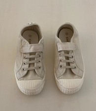 Scarpe sportive sneaker usato  San Vito dei Normanni