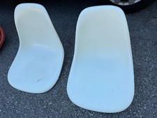 2 chairs white side for sale 2 chairs white side for sale Marne