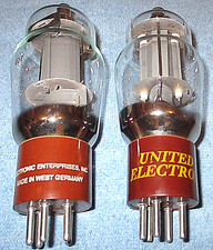 Dois tubos de vácuo 807 25 Watts para áudio ou transmissão fabricados na Alemanha Ocidental comprar usado Dois tubos de vácuo 807 25 Watts para áudio ou transmissão fabricados na Alemanha Ocidental comprar usado  Enviando para Brazil