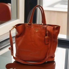 Bolsa de mão de couro Prada Vitello Daino Shopping 2 vias tamanho grande cor Rame. comprar usado  Enviando para Brazil