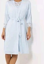 Little rose morgenmantel gebraucht kaufen Little rose morgenmantel gebraucht kaufen  Castrop-Rauxel