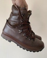 Altberg army defender for sale  RIPLEY