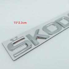 Logo skoda chrome d'occasion  Fay-aux-Loges