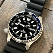 Montre plongée automatique d'occasion  Expédié en France