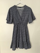 Schönes sommerkleid blümchen gebraucht kaufen  Leipzig