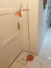 Ancien lampadaire orange d'occasion  Nouzonville