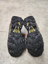 Scarpe donna sportiva usato  Zugliano