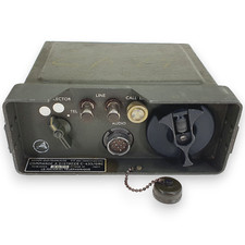 Pilot zdalnego sterowania C-433/GRC współpracuje z radiotelefonem polowym TA-312, TA-1 armia francuska na sprzedaż  PL