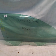 Finestrino anteriore per usato Finestrino anteriore per usato  Volpago del Montello