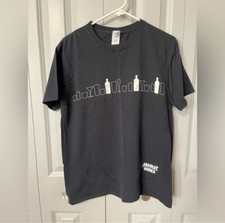 Camiseta Absolute Vodka Preta - G - Usado comprar usado  Enviando para Brazil