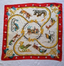 Magnifique foulard hermès d'occasion  Chevilly-Larue
