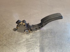 Pedale accelerateur renault d'occasion  Plénée-Jugon