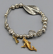 Beau bracelet breloques d'occasion  Amiens-