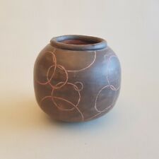 Terracotta ball vase d'occasion  Expédié en Belgium