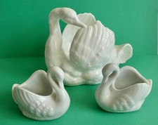 Lovely swan group for sale  WITNEY