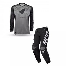Tuta completo maglia usato  Pagani