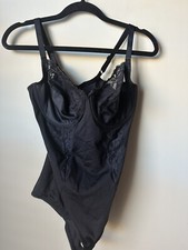 Body modellante donna usato Body modellante donna usato  Spedire a Italy