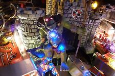 Medieval madness pinball usato  Spedire a Italy